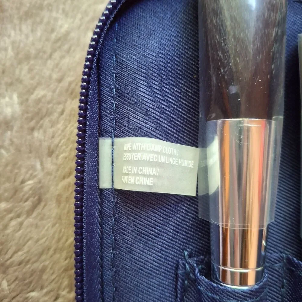 Avon True Color 5pc Makeup Brush Kit with Striped Travel Case - Vegan, New